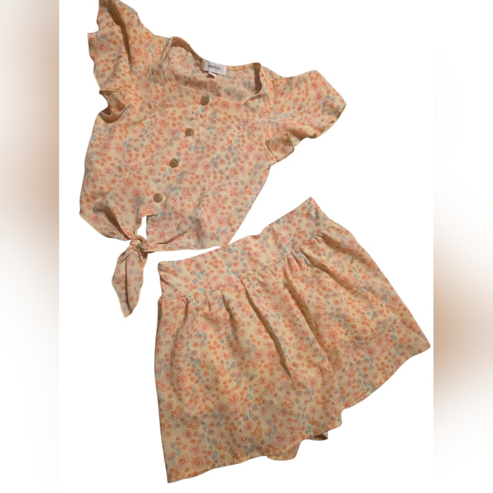 Floral Two-Piece Set with Ruffle Sleeves